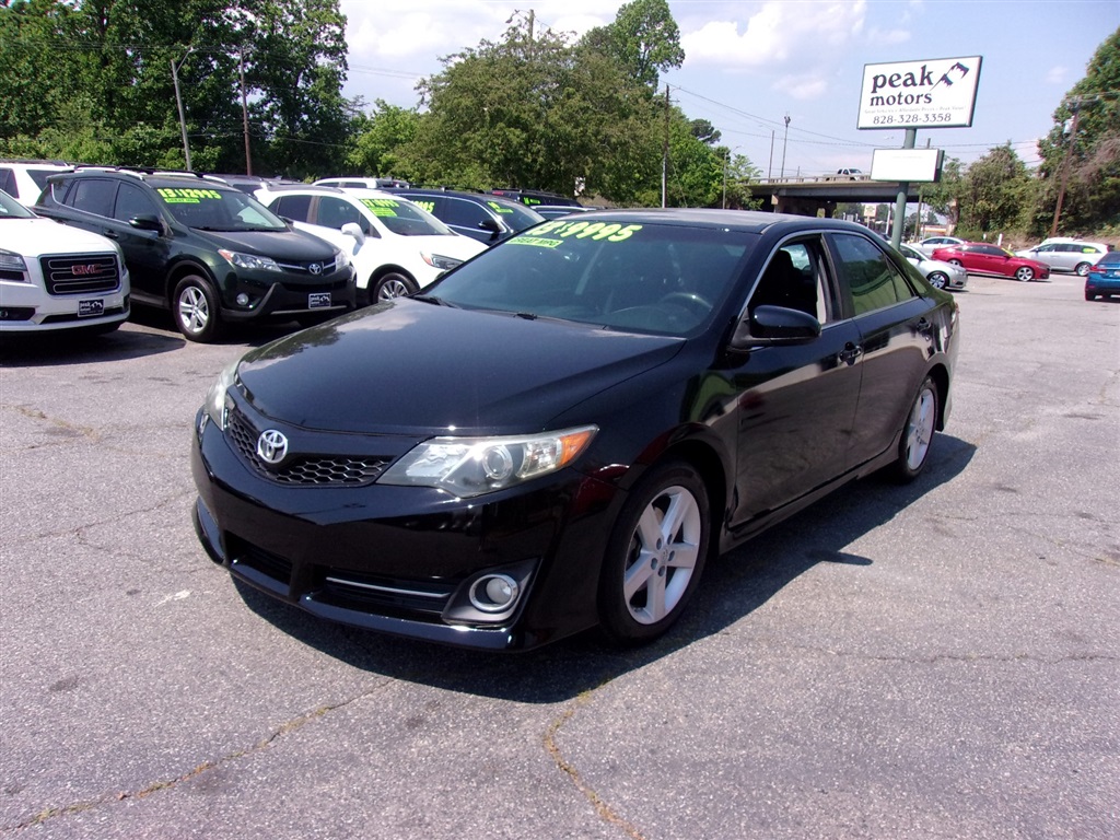 2013 Toyota Camry SE
