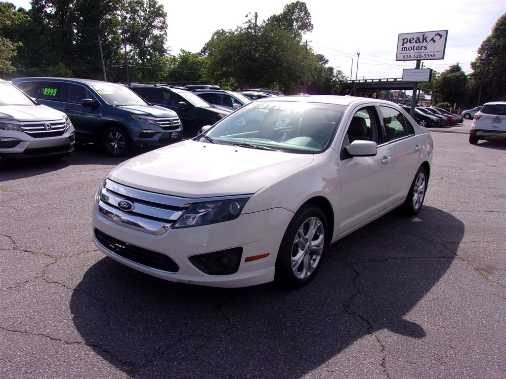 2012 Ford Fusion SE