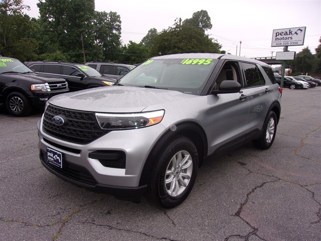 Ford Explorer in Hickory