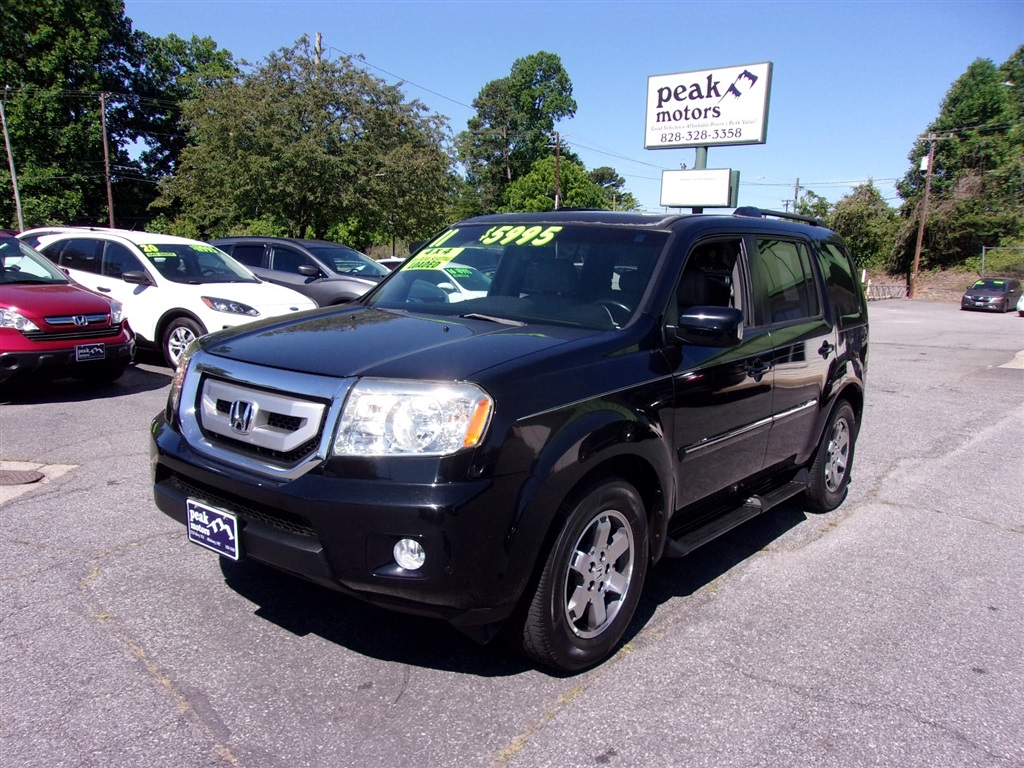 2011 Honda Pilot Touring 4WD w/ NAVI and RES's photo