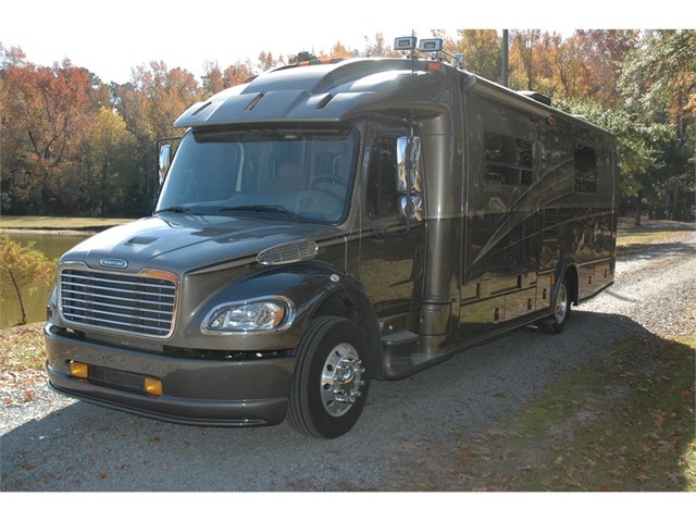 Freightliner M2 106 - in Greenville