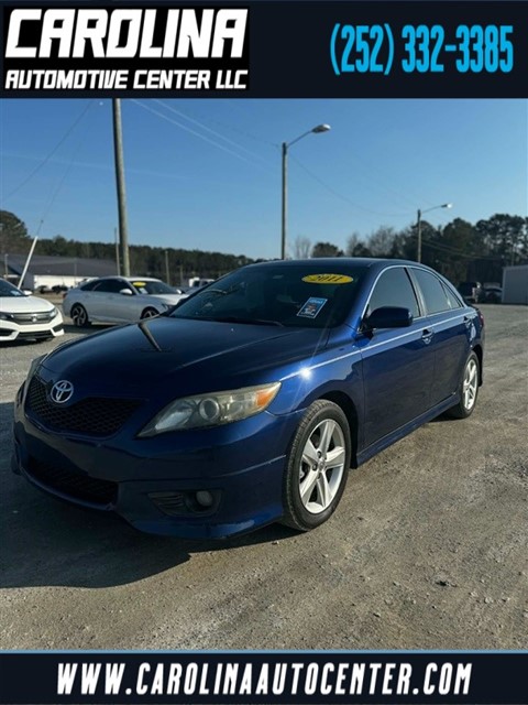 2011 Toyota Camry SE 6-Spd AT