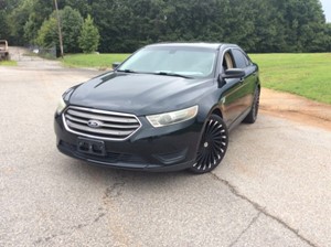 2015 Ford Taurus SE FWD