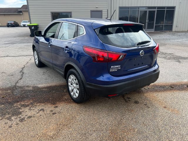 2019 Nissan Rogue Sport S photo 4