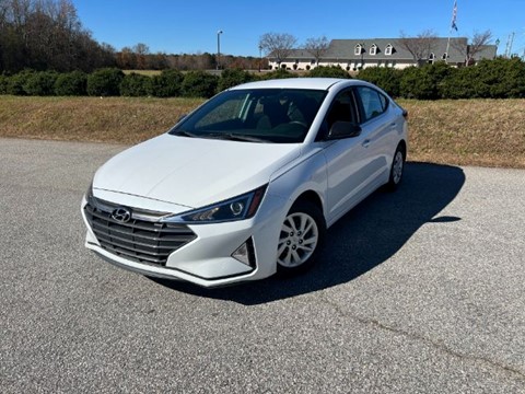 2020 Hyundai Elantra SE 6AT