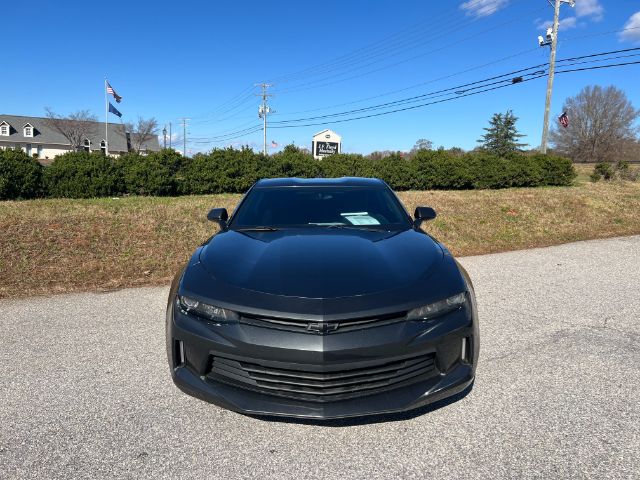 2016 Chevrolet Camaro 1LT photo 2