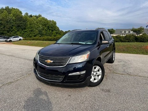 2017 Chevrolet Traverse LS FWD w/PDC