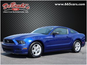 Picture of a 2013 Ford Mustang V6