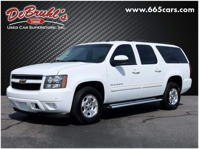 Picture of a used 2010 Chevrolet Suburban LT 1500