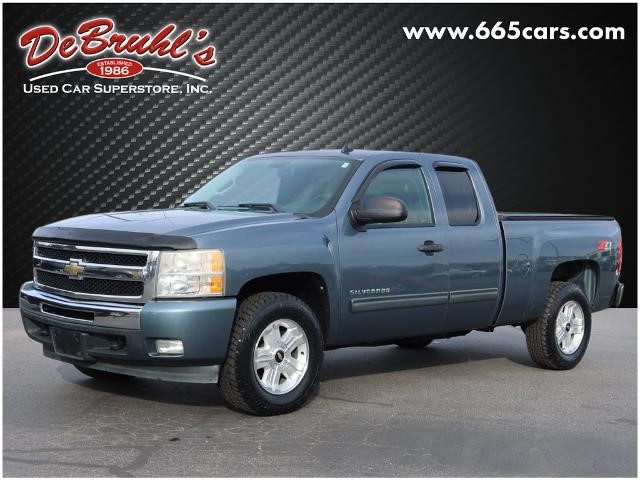 Picture of a used 2010 Chevrolet Silverado 1500 LT