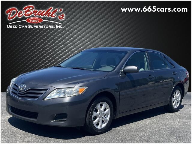 Picture of a used 2011 Toyota Camry LE