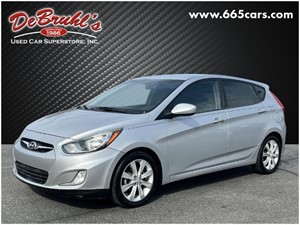 Picture of a 2012 Hyundai ACCENT SE