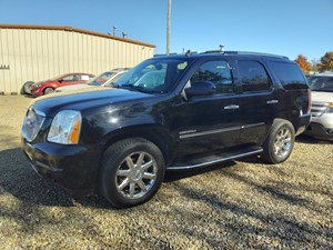 Picture of a 2013 GMC Yukon Denali