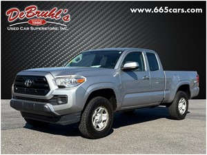 Picture of a 2017 Toyota Tacoma SR