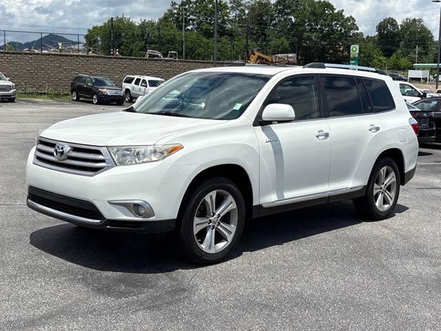 Toyota Highlander Limited in Asheville