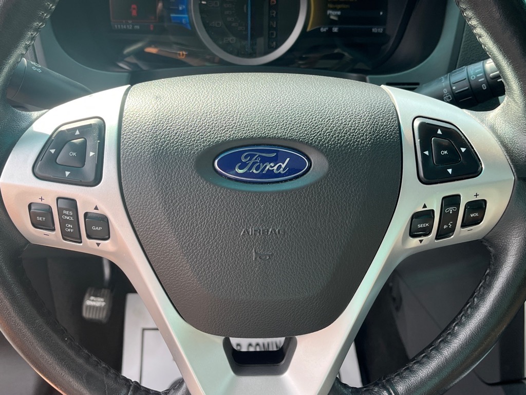 2015 Ford Explorer Limited photo 14