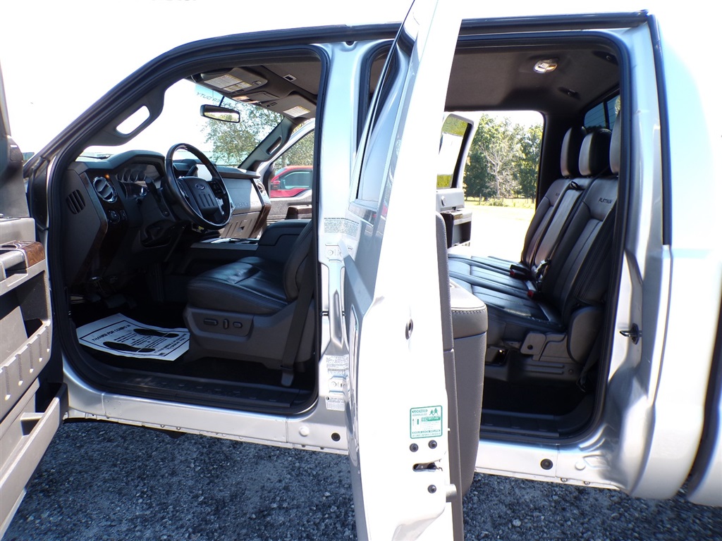 2013 Ford F-350 photo 20