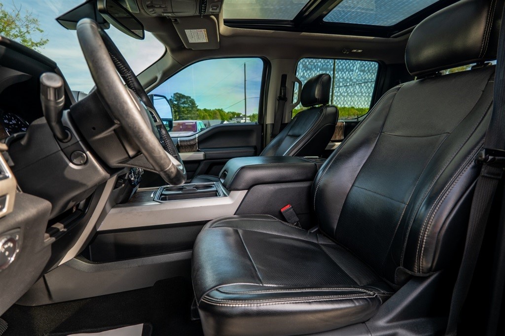 2019 Ford F-350 Super Duty Lariat - Photo 17