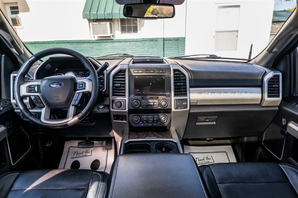 2019 Ford F-350 Super Duty Lariat - Photo 31
