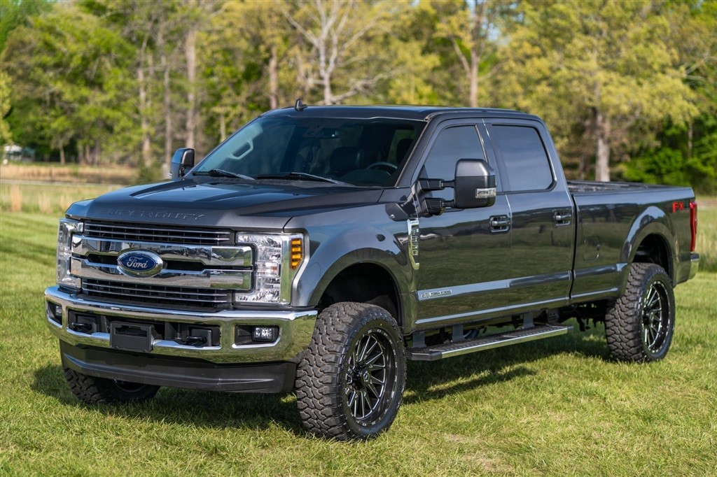 2019 Ford F-350 Super Duty Lariat - Photo 9