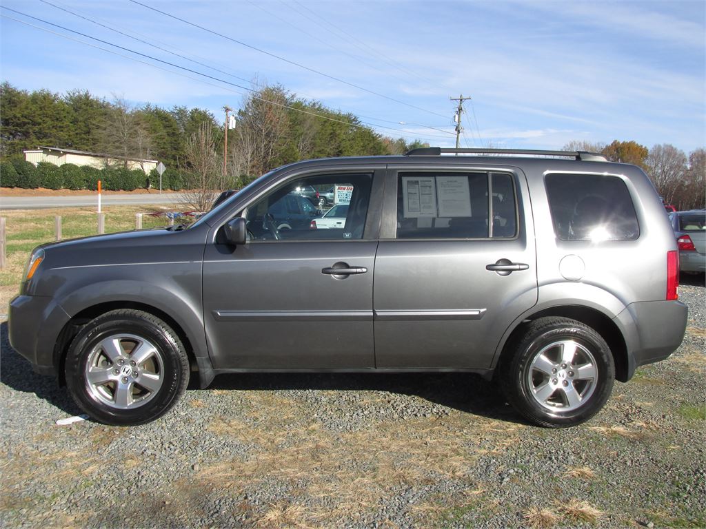 2011 Honda Pilot EX-L 4WD 5-Spd Nice! for sale in Winston ...