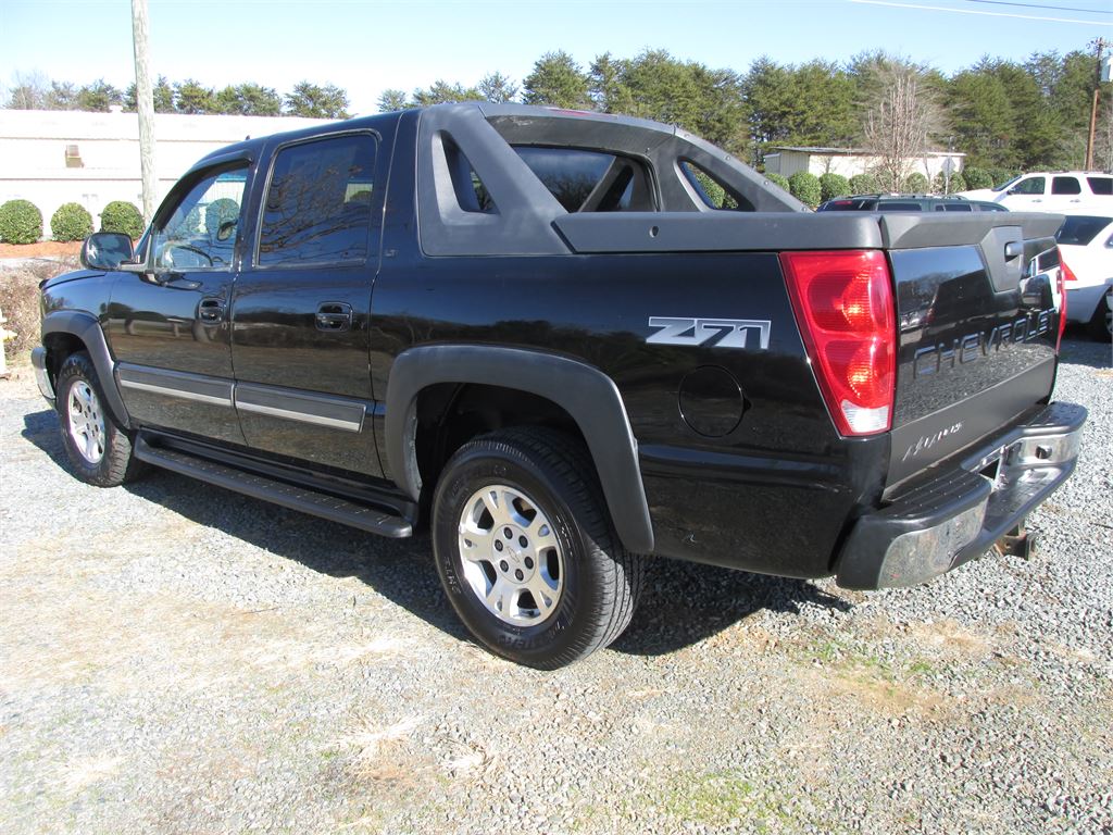 2006 Chevrolet Avalanche 1500 Z71 4WD for sale in Winston Salem