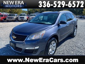 Picture of a 2014 CHEVROLET TRAVERSE LS NO ACCIDENTS!!