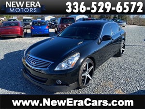 Picture of a 2012 INFINITI G37 AWD!!