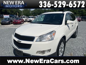 Picture of a 2012 CHEVROLET TRAVERSE LT SOUTHERN OWNED
