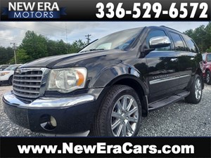 Picture of a 2008 CHRYSLER ASPEN LIMITED GOOD CARFAX!!