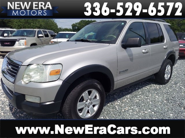 FORD EXPLORER XLT NO ACCIDENTS! 2 NC OWNERS in Winston Salem