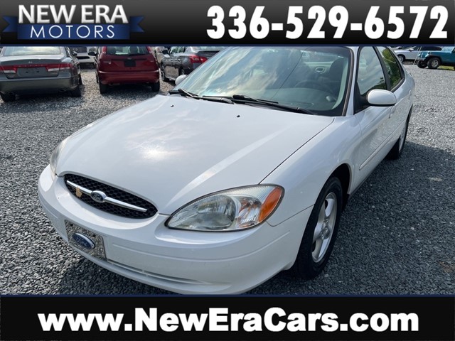 FORD TAURUS SES NO ACCIDENTS! 52 SVC RECORDS! in Winston Salem