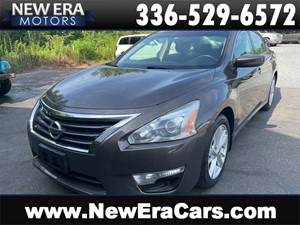 Picture of a 2013 NISSAN ALTIMA