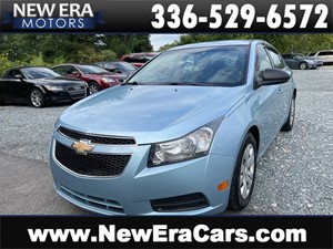 Picture of a 2012 CHEVROLET CRUZE LS
