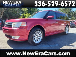 Picture of a 2010 FORD FLEX SEL