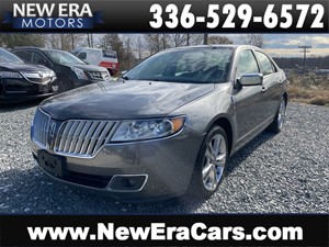 Picture of a 2010 LINCOLN MKZ