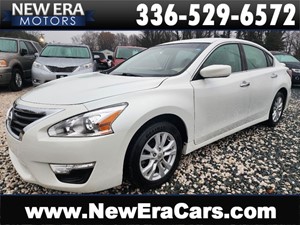 Picture of a 2014 NISSAN ALTIMA 2.5