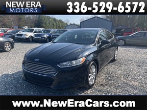 Picture of a 2016 FORD FUSION S
