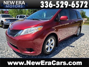 2011 TOYOTA SIENNA LE for sale by dealer