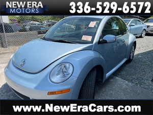 Picture of a 2009 VOLKSWAGEN NEW BEETLE S