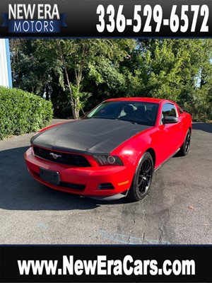 Picture of a 2011 FORD MUSTANG