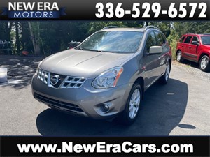 Picture of a 2013 NISSAN ROGUE S