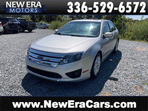 Picture of a 2010 FORD FUSION SE