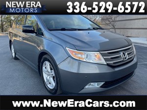 Picture of a 2013 HONDA ODYSSEY TOURING ELITE