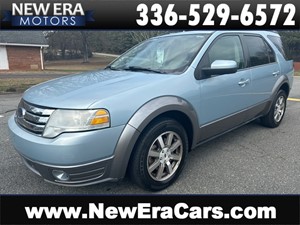 Picture of a 2008 FORD TAURUS X SEL