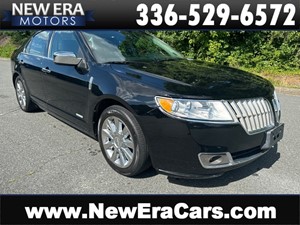 Picture of a 2012 LINCOLN MKZ HYBRID
