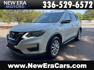 Picture of a 2017 NISSAN ROGUE SV