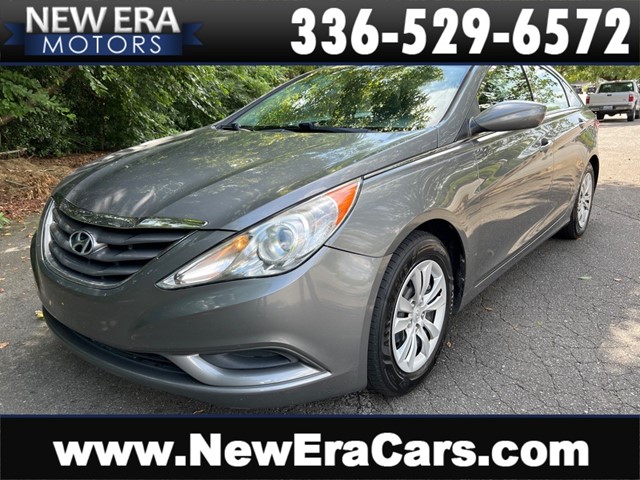 HYUNDAI SONATA GLS in Winston-Salem