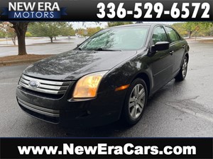 Picture of a 2007 FORD FUSION SE