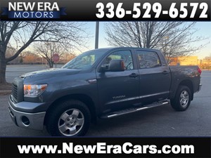 Picture of a 2007 TOYOTA TUNDRA CREWMAX SR5